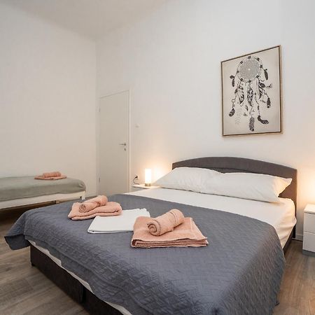 Apartments Lucija & Katia Rijeka Buitenkant foto