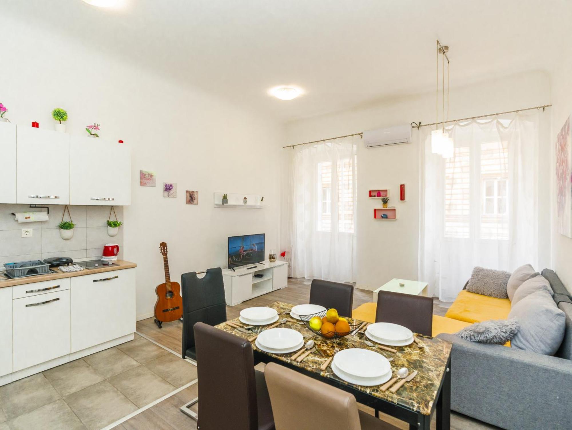 Apartments Lucija & Katia Rijeka Buitenkant foto